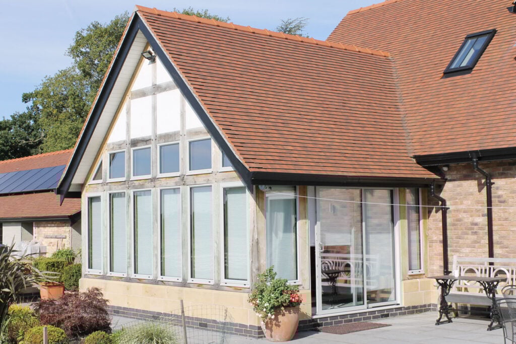 oak-framed-conservatories-orangeries-5-1024x683